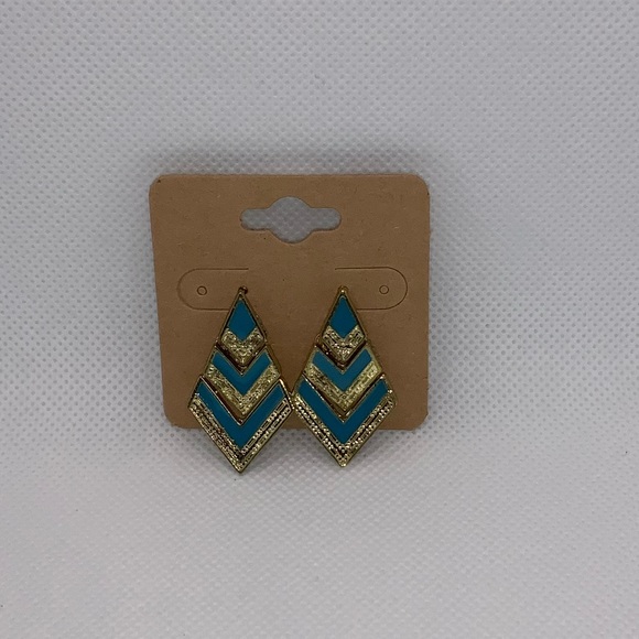 Unlisted Jewelry - NEW- Vintage Inspired Earrings